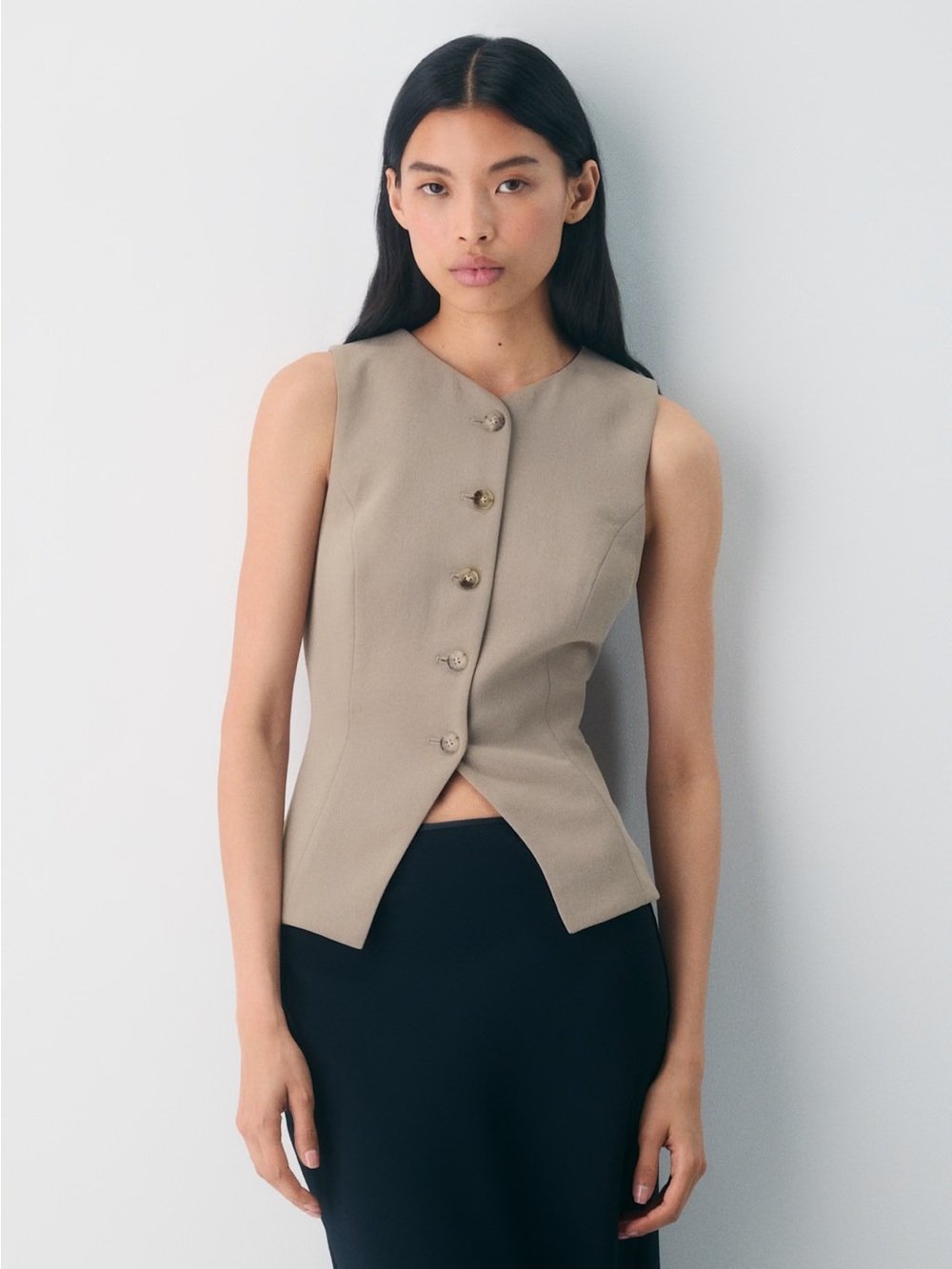 NWT - Aritzia Regal Vest - Crepette - Nomad Taupe - Size 6
